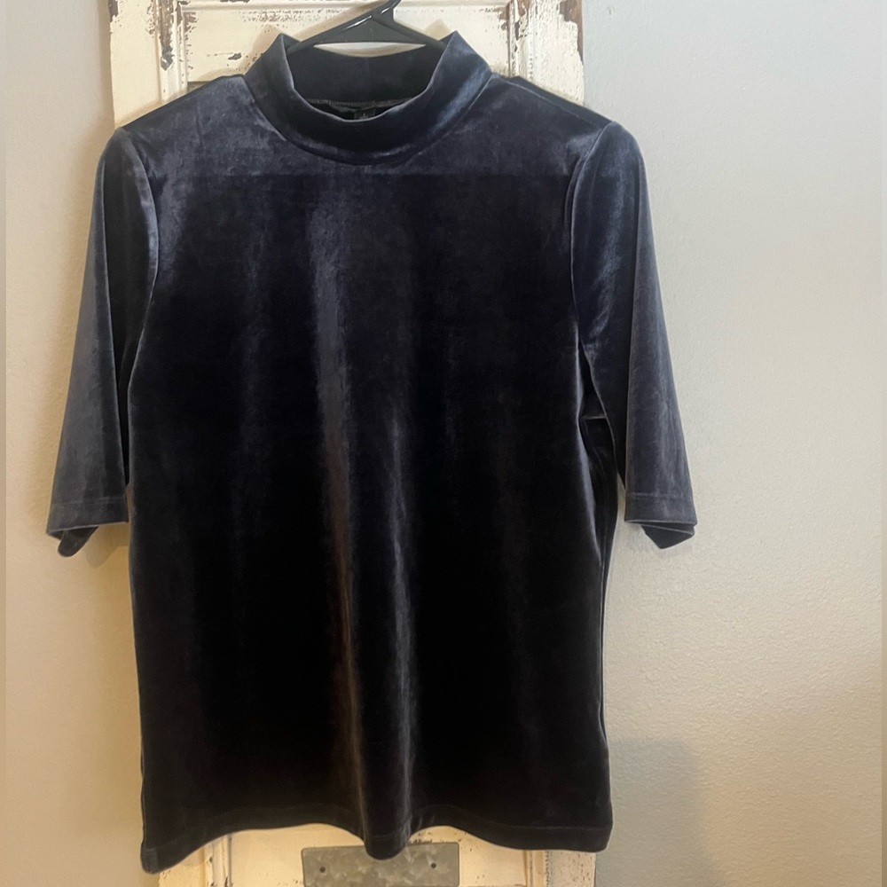 Banana Republic Velvet Mock-neck/Turtleneck Size L